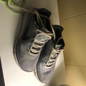 Nike Free 3.0 grey/blk with extra shoe laces worn but lots of life left